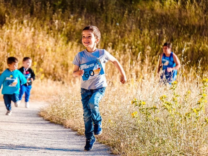 boy-running-on-pathway-2539281